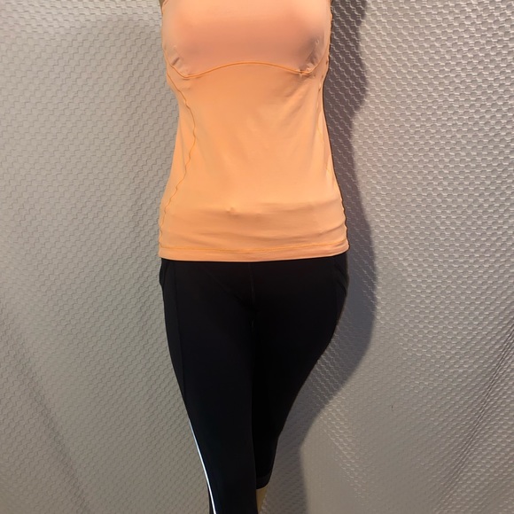 Lululemon Spin It To Win It Tank - Picture 2 of 6